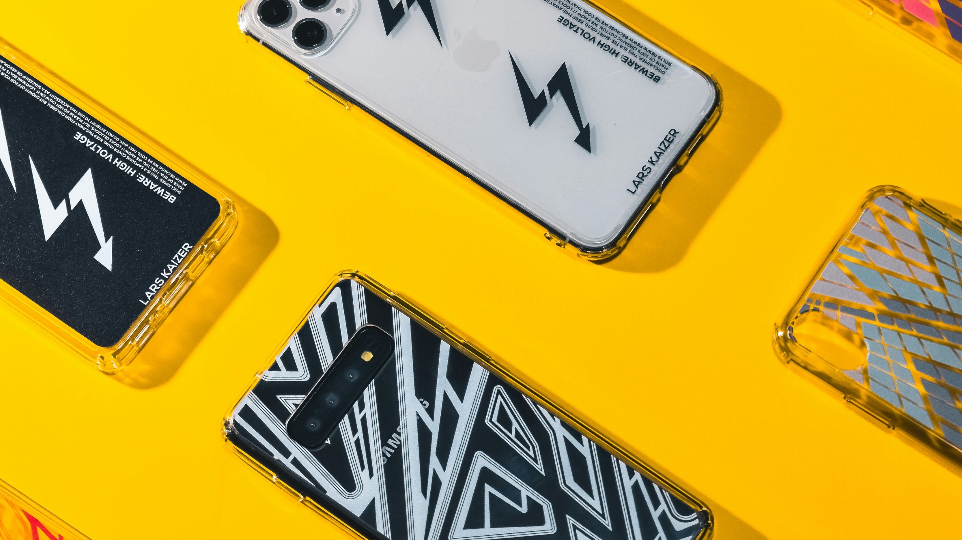 Phone Fashion 101: How to Choose the Perfect Anime Case for Your Device